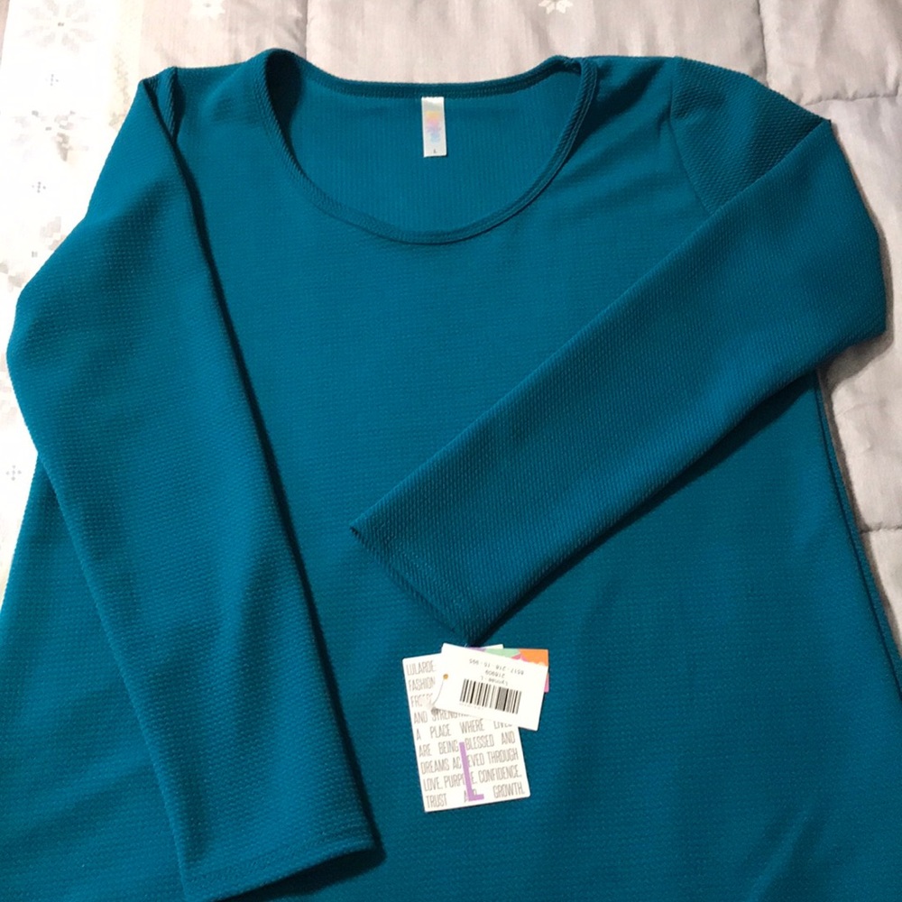 BNWT LuLaRoe Lynnae Size Large emerald green